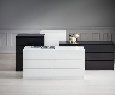 High quality chest of drawers